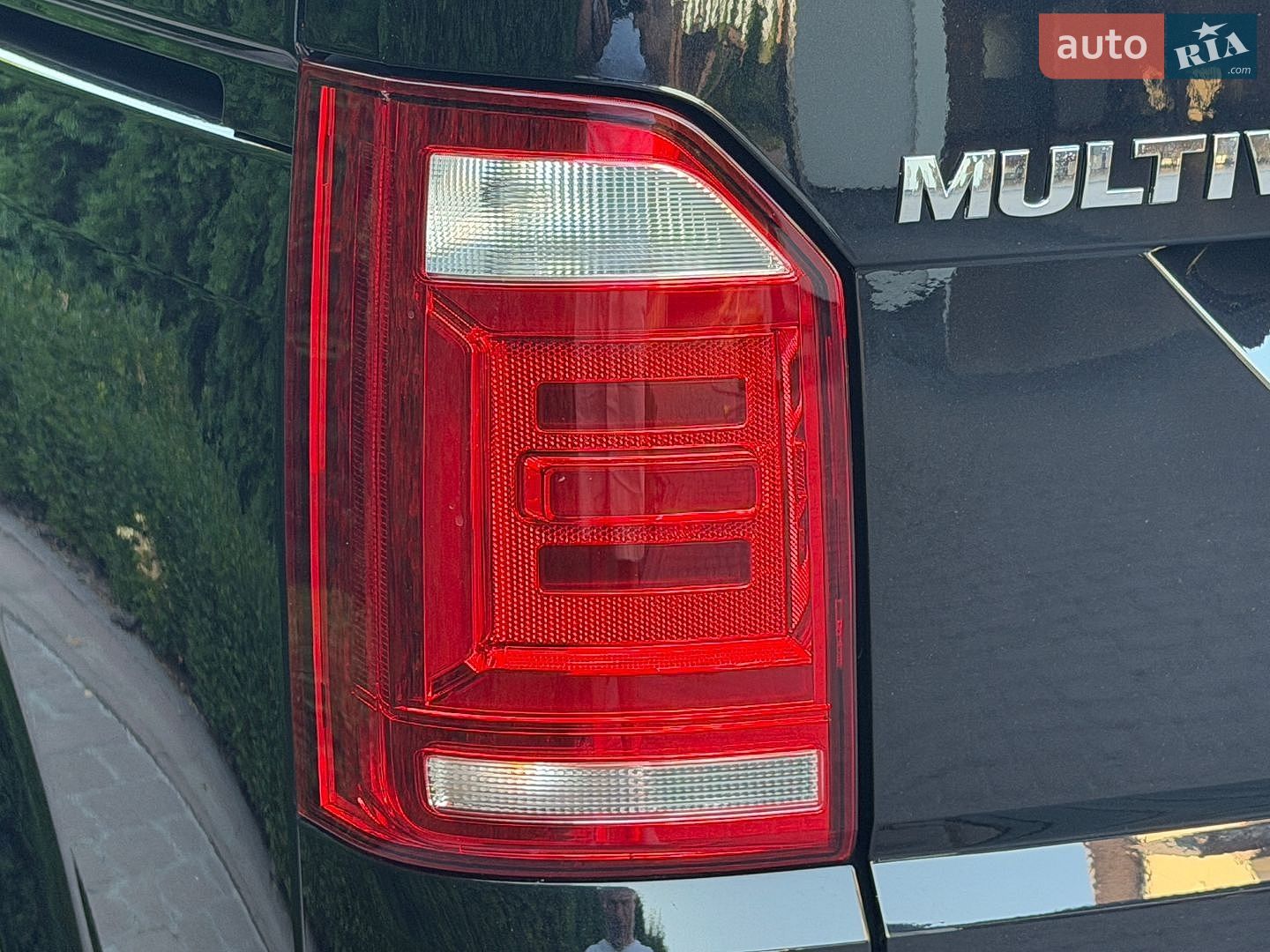 Volkswagen Multivan 2018 VIN WV2ZZZ7HZJH130830 фото оголошення 49 з 130