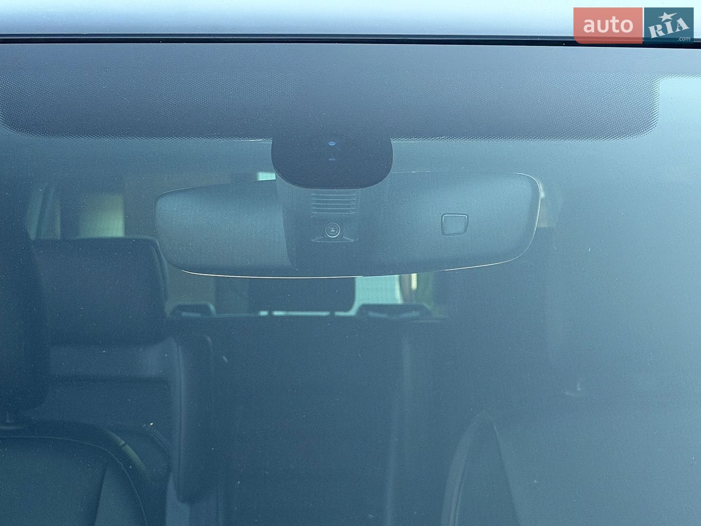 Volkswagen Multivan 2018 VIN WV2ZZZ7HZJH130830 фото оголошення 64 з 130