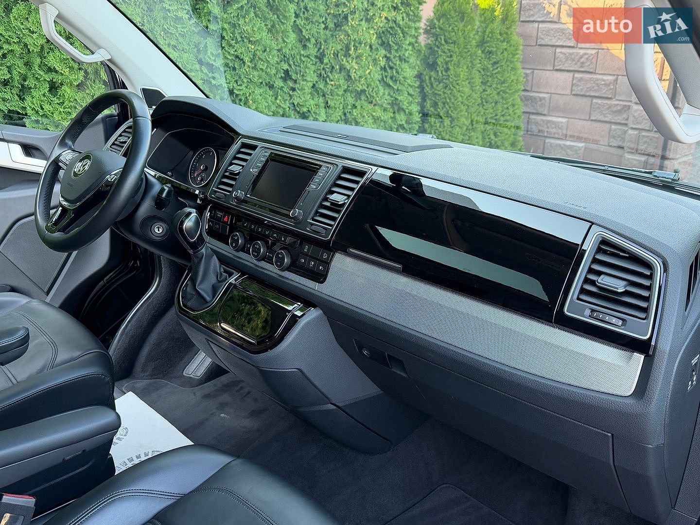 Volkswagen Multivan 2018 VIN WV2ZZZ7HZJH130830 фото оголошення 91 з 130