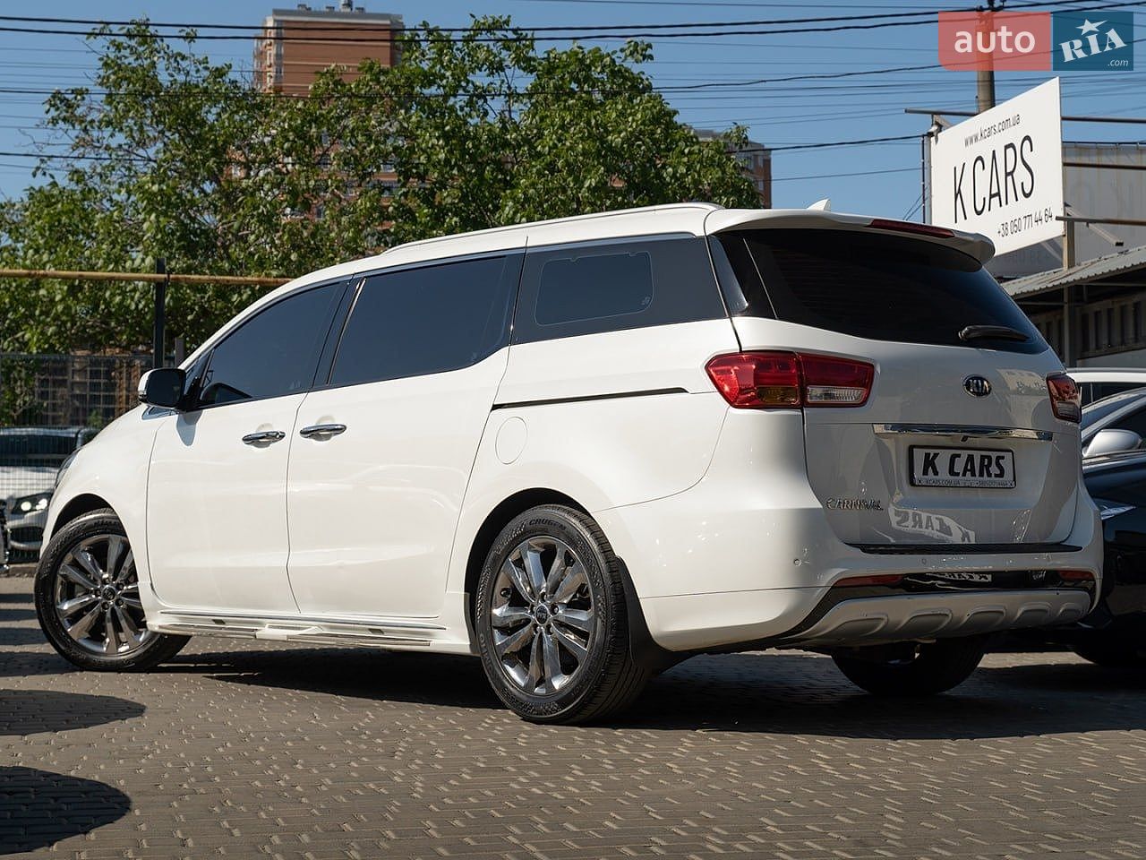 Kia Carnival 2014 VIN KNAME81ABFS039329 фото оголошення 2 з 45