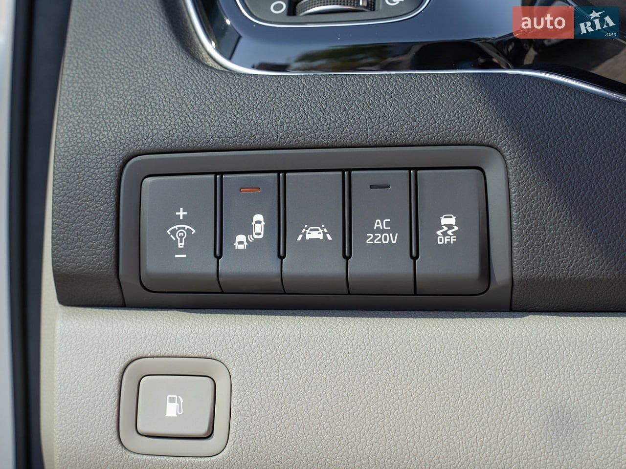 Kia Carnival 2014 VIN KNAME81ABFS039329 фото оголошення 23 з 45