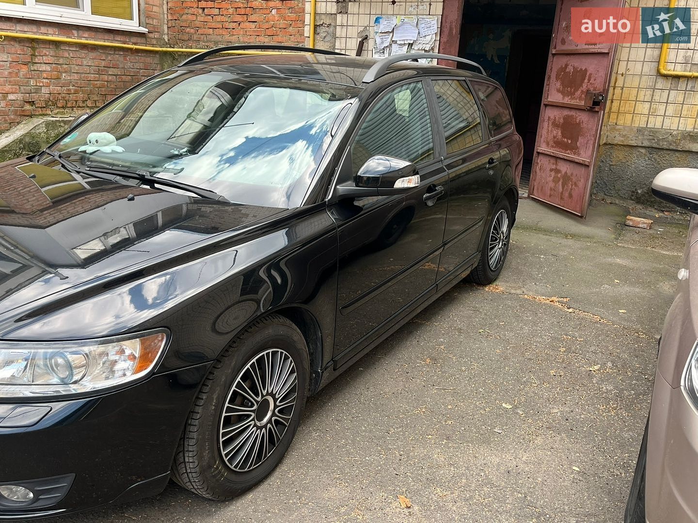 Volvo V50 2010 VIN YV1MW76F2A2565047 фото оголошення 4 з 8