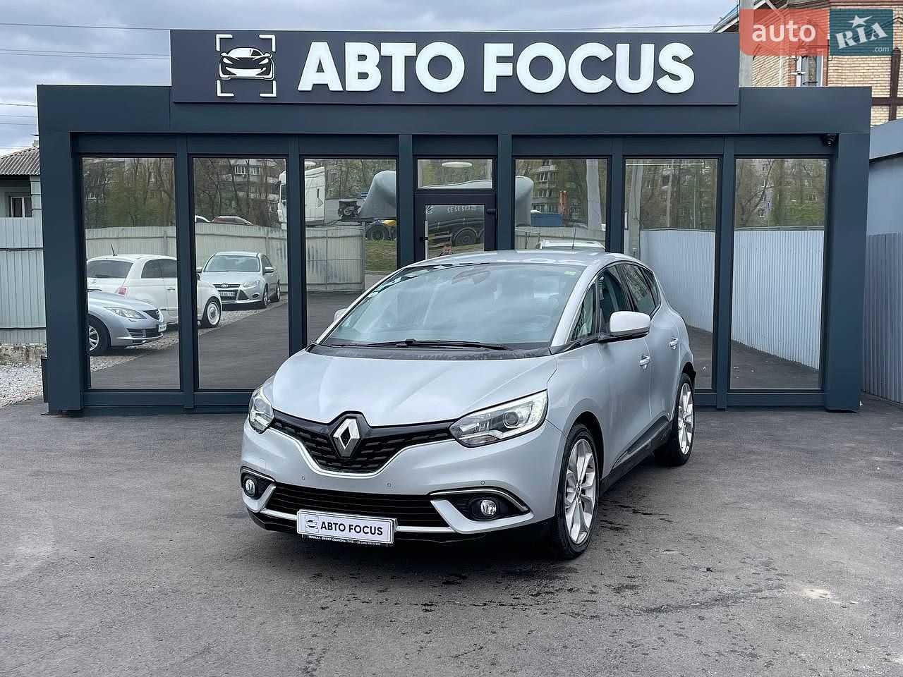 Renault Scenic 2017 VIN VF1RFA00557821166 фото оголошення 4 з 26