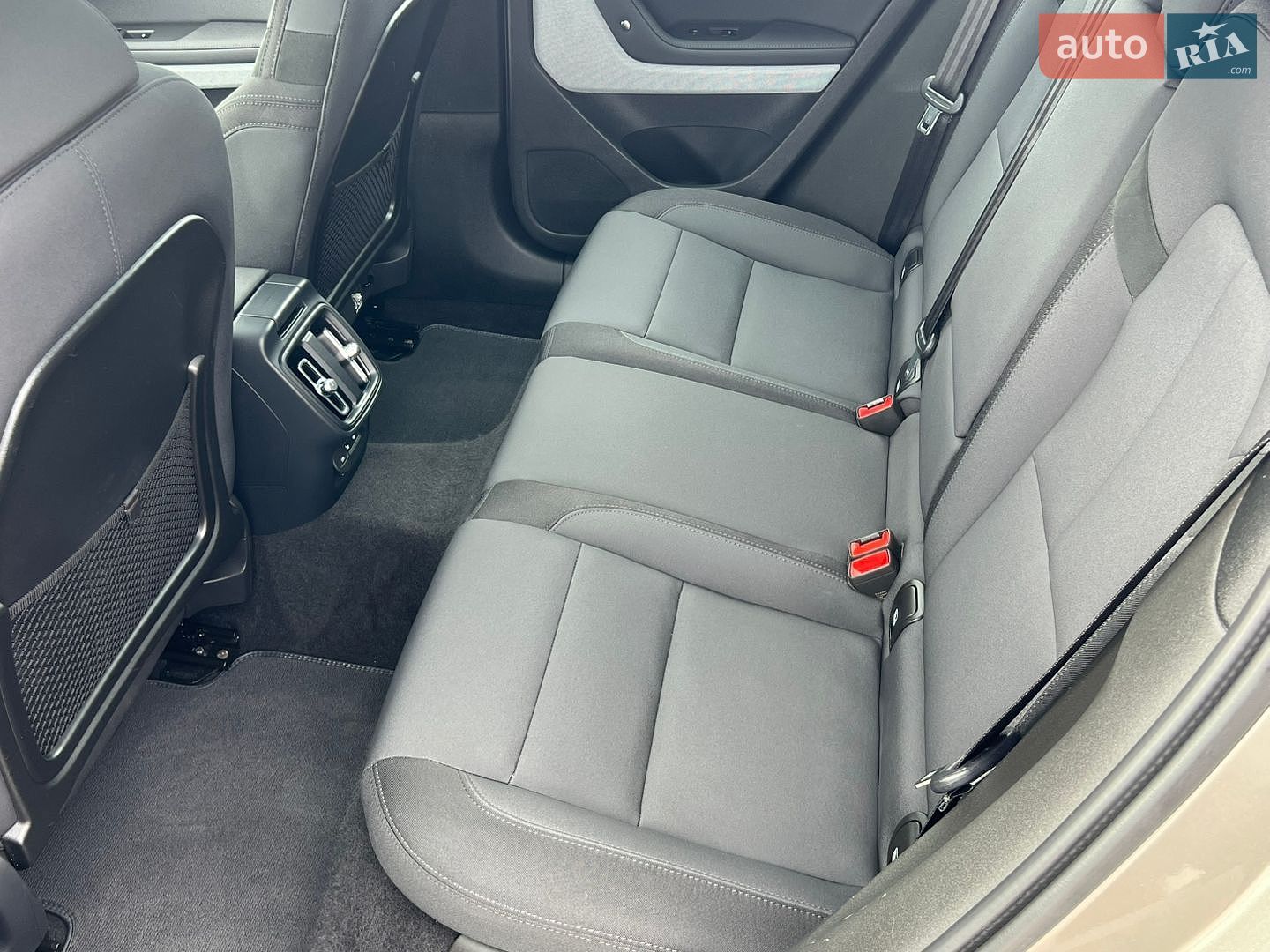 Polestar 2 2020 VIN LPSVSEDEEML004299 фото оголошення 17 з 29