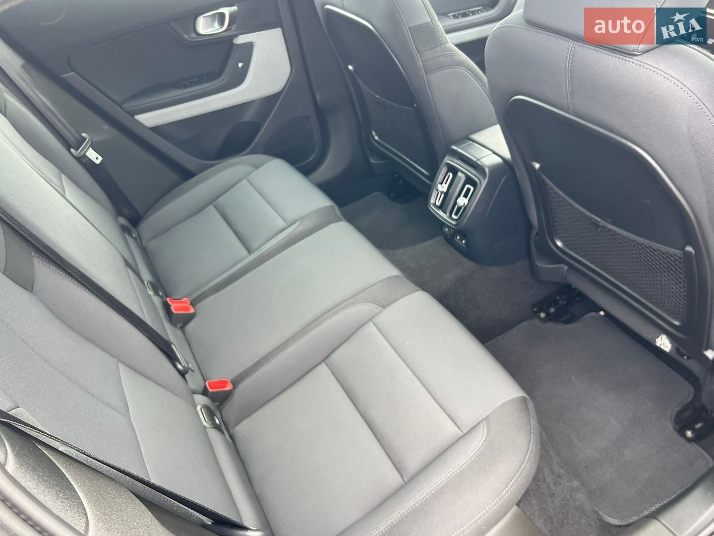 Polestar 2 2020 VIN LPSVSEDEEML004299 фото оголошення 23 з 29