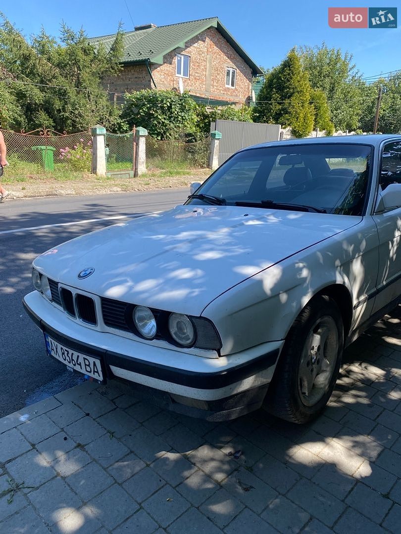 BMW 5 Series 1988 VIN WBAHB110303812213 фото оголошення 4 з 8
