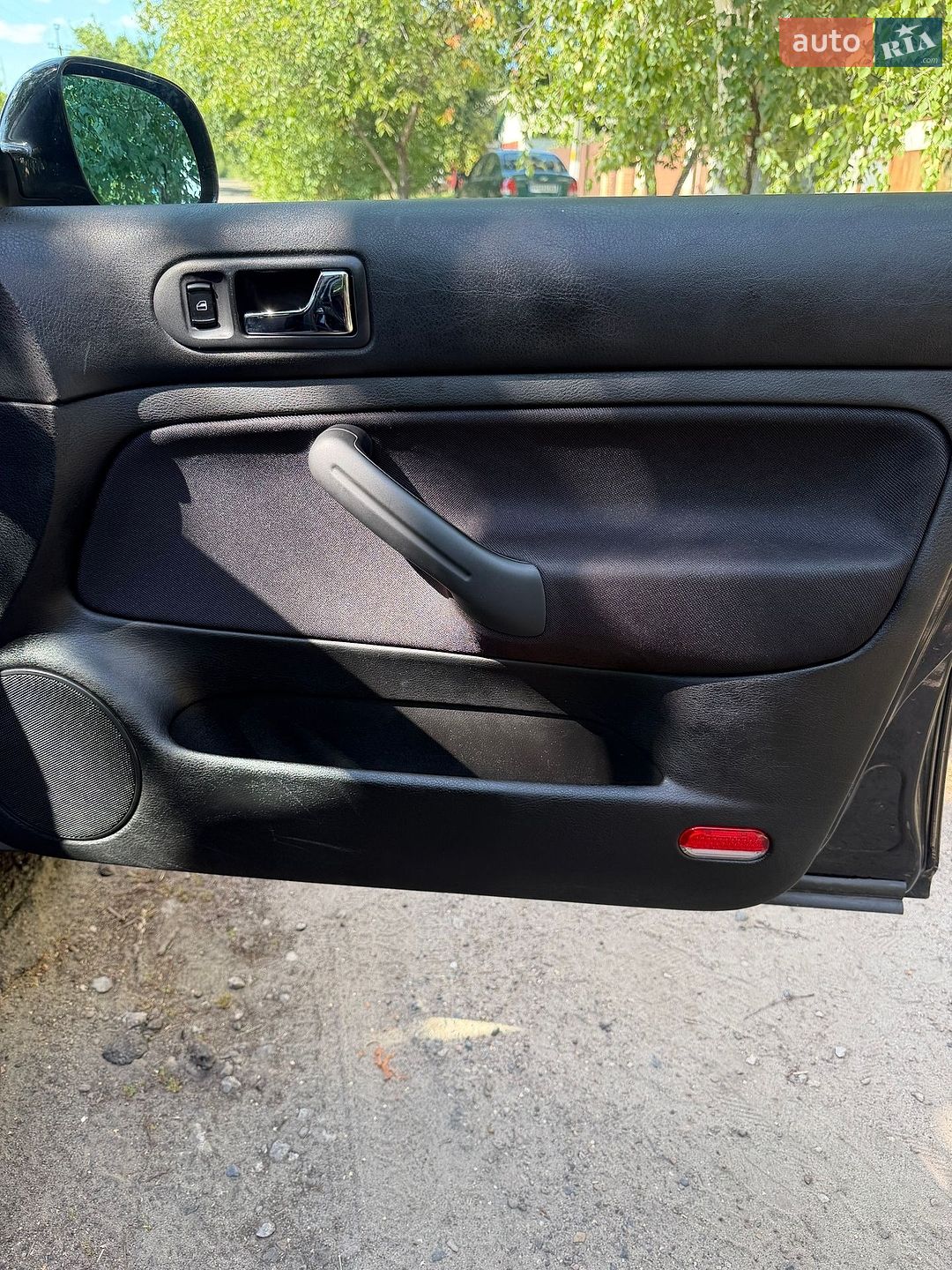 Volkswagen Golf 2000 VIN WVWZZZ1JZ1W073592 фото оголошення 34 з 46