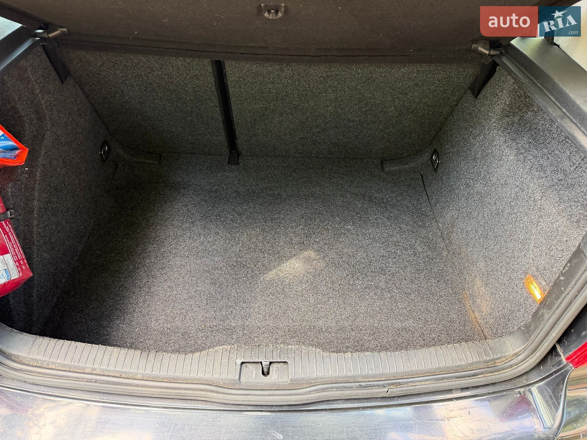 Volkswagen Golf 2000 VIN WVWZZZ1JZ1W073592 фото оголошення 39 з 46