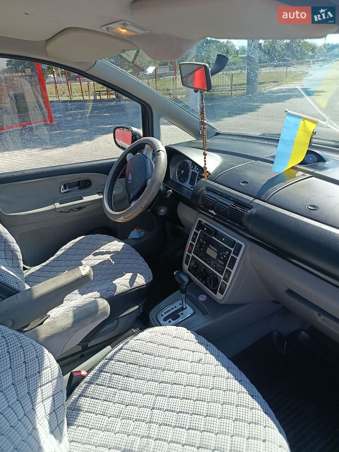 Ford Galaxy 2002 VIN WF0GXXPSSG2P33378 фото оголошення 4 з 9