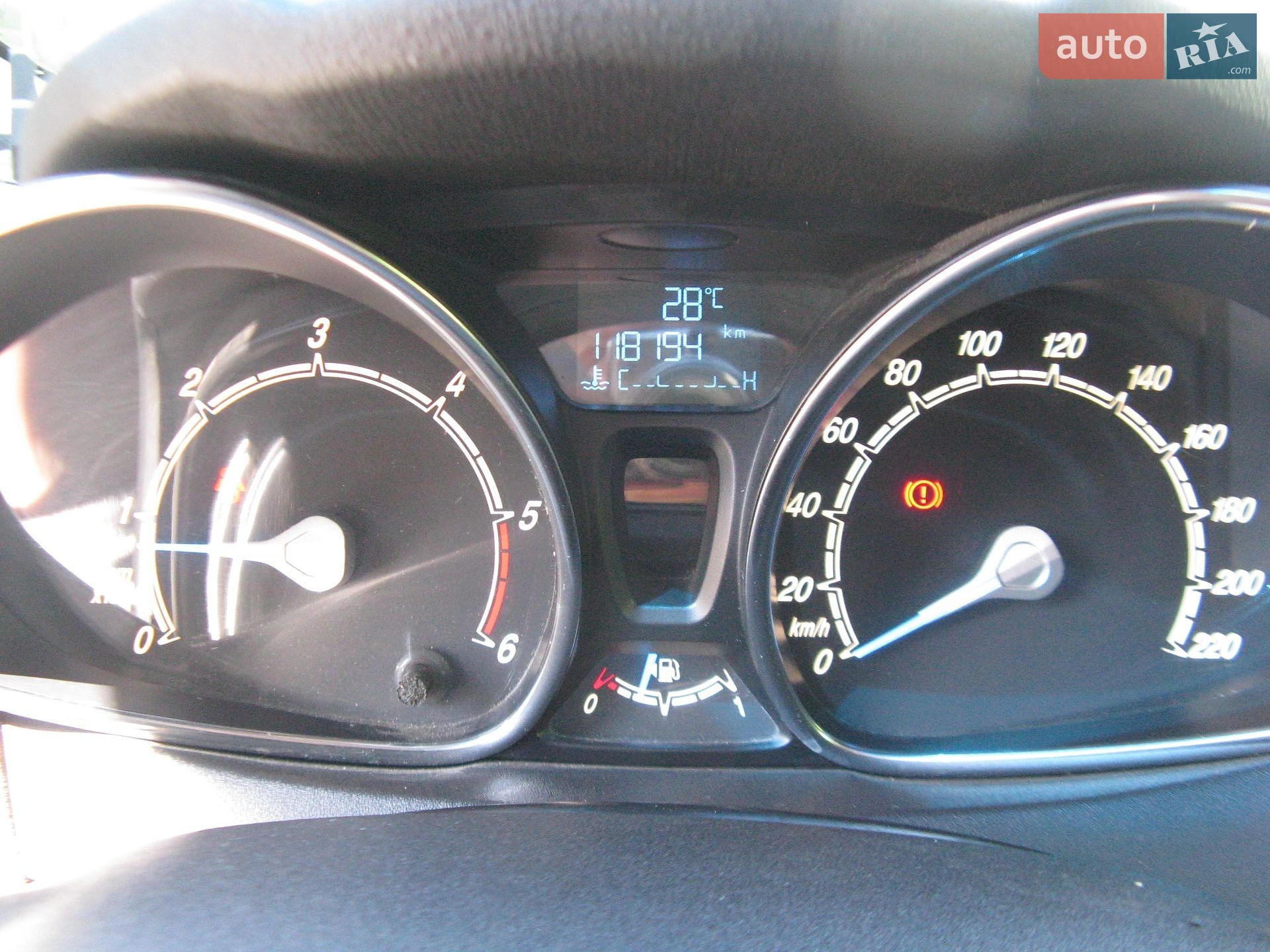 Ford Fiesta 2015 VIN WF0DXXGAKDFM47547 фото оголошення 7 з 14