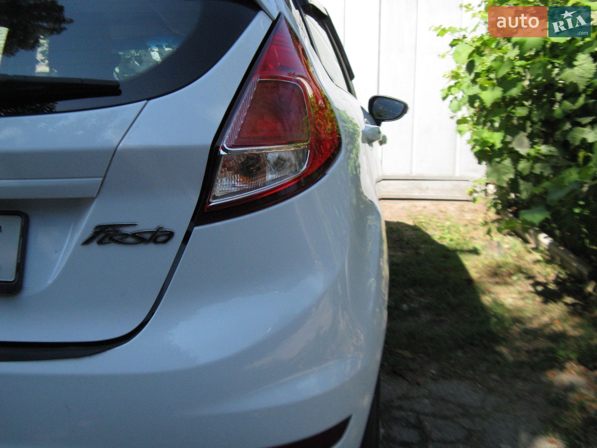 Ford Fiesta 2015 VIN WF0DXXGAKDFM47547 фото оголошення 11 з 14