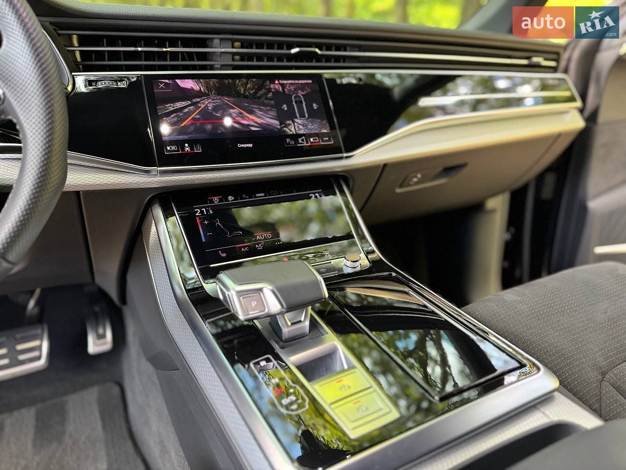 Audi Q8 2024 VIN WAUZZZF15SD002594 фото оголошення 39 з 54