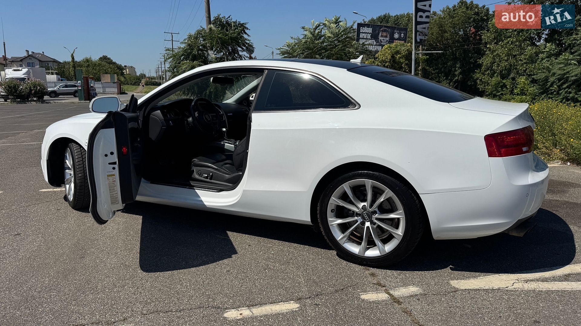 Audi A5 2012 VIN WAUVFAFR5DA001531 фото оголошення 16 з 20