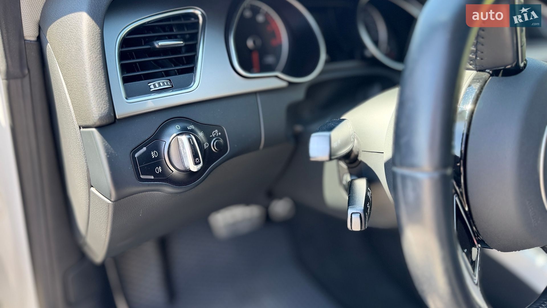 Audi A5 2012 VIN WAUVFAFR5DA001531 фото оголошення 18 з 20