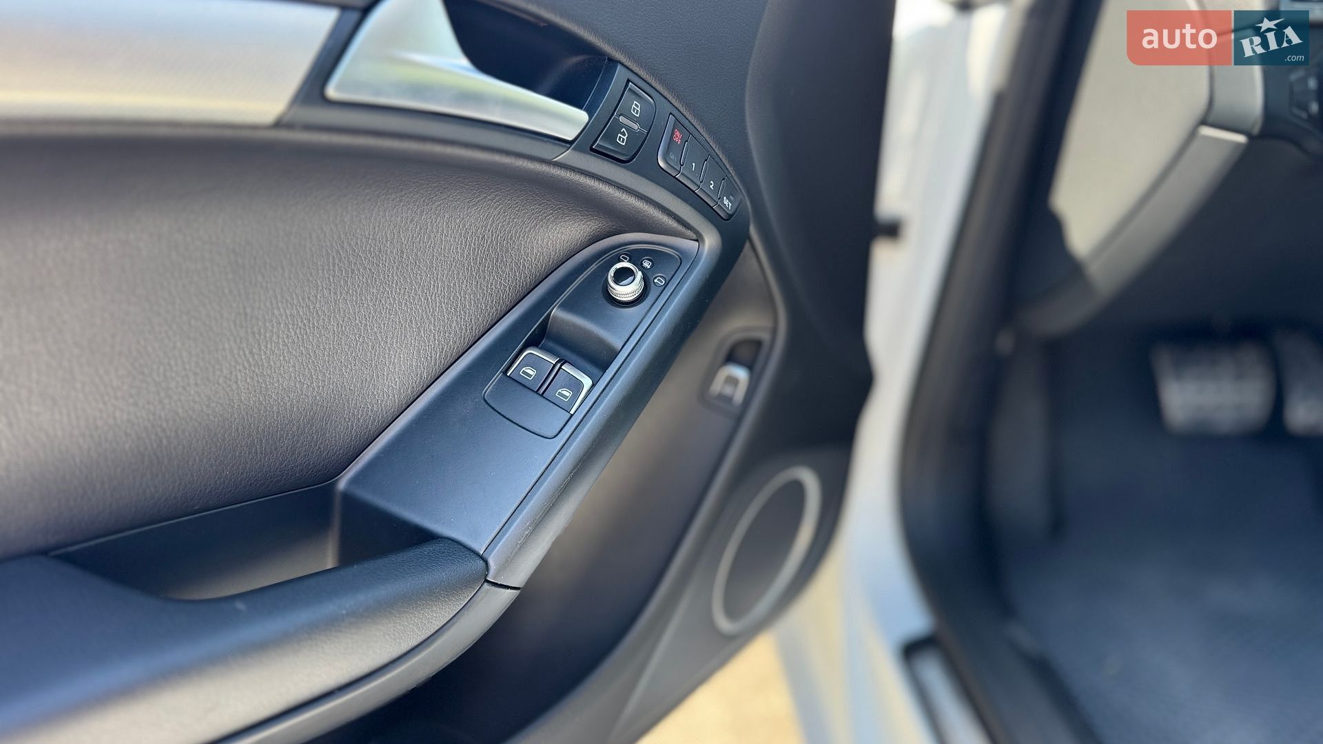 Audi A5 2012 VIN WAUVFAFR5DA001531 фото оголошення 14 з 20