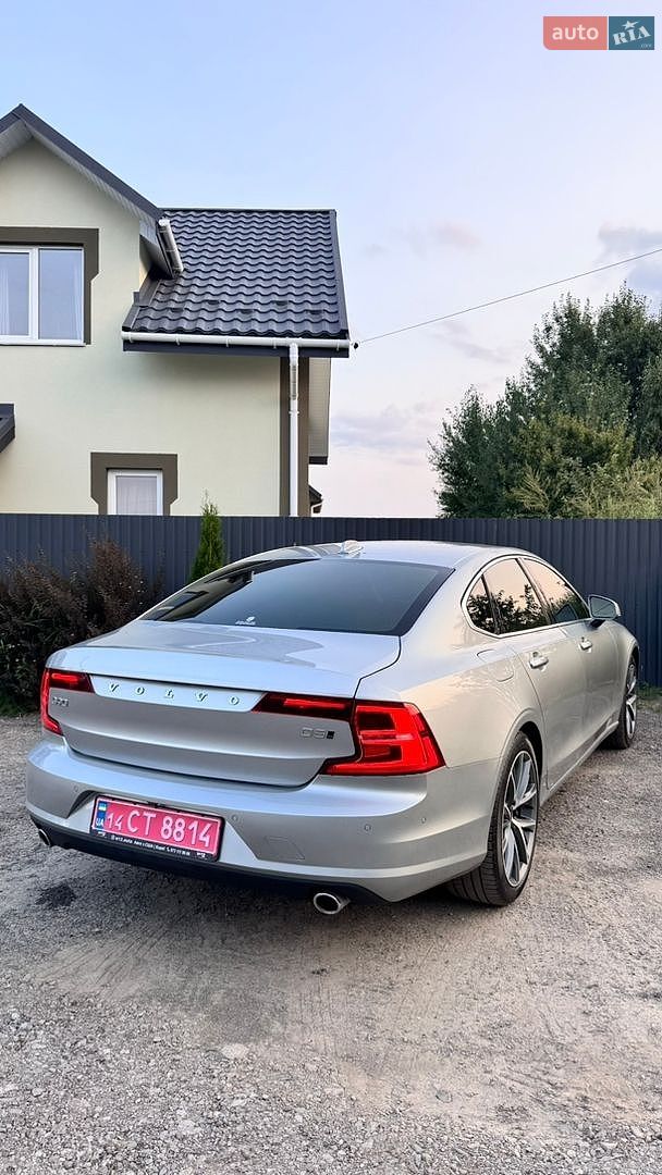 Volvo S90 2016 VIN YV1PS68BCH1006597 фото оголошення 12 з 33