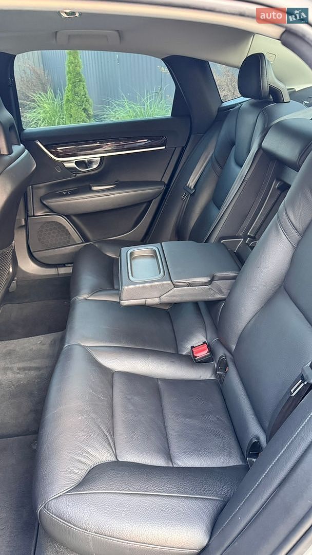 Volvo S90 2016 VIN YV1PS68BCH1006597 фото оголошення 19 з 33