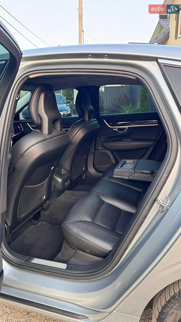 Volvo S90 2016 VIN YV1PS68BCH1006597 фото оголошення 18 з 33