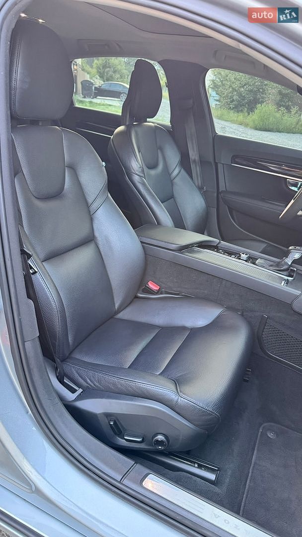 Volvo S90 2016 VIN YV1PS68BCH1006597 фото оголошення 24 з 33