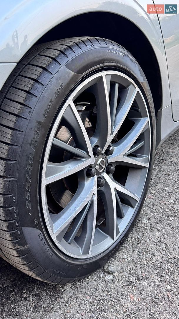 Volvo S90 2016 VIN YV1PS68BCH1006597 фото оголошення 32 з 33