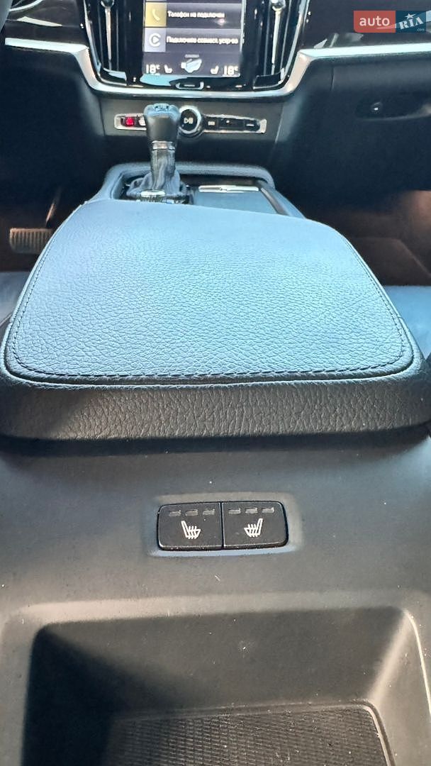 Volvo S90 2016 VIN YV1PS68BCH1006597 фото оголошення 20 з 33