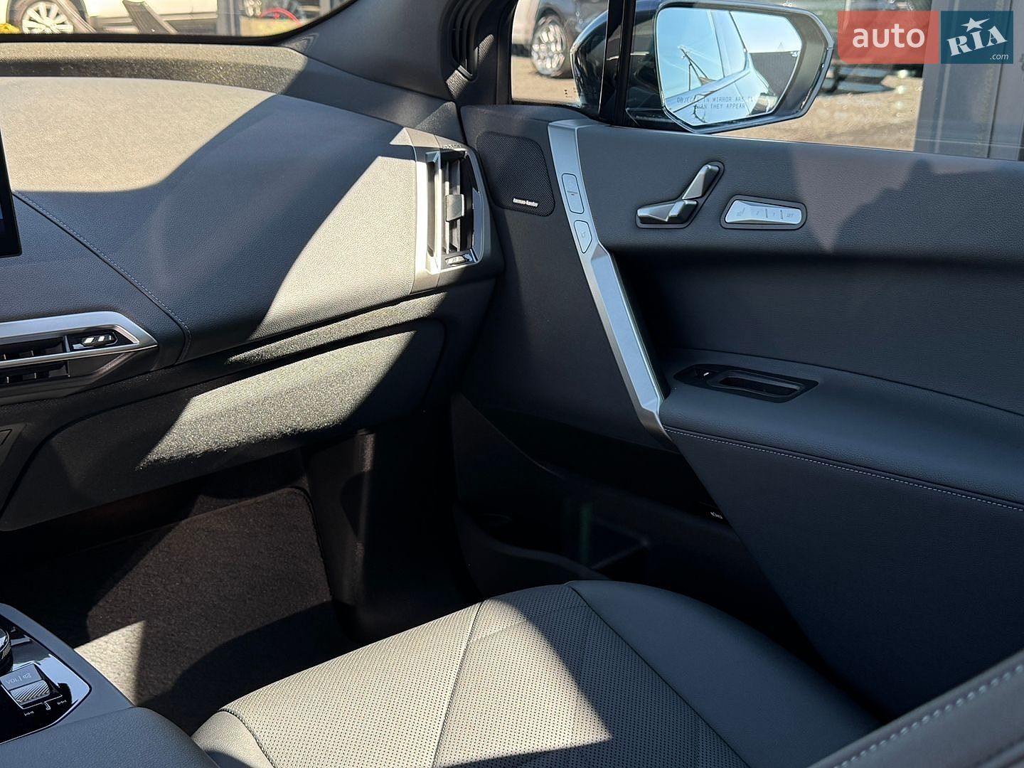 BMW IX 2024 VIN WB523CF04SCT83589 фото оголошення 11 з 17