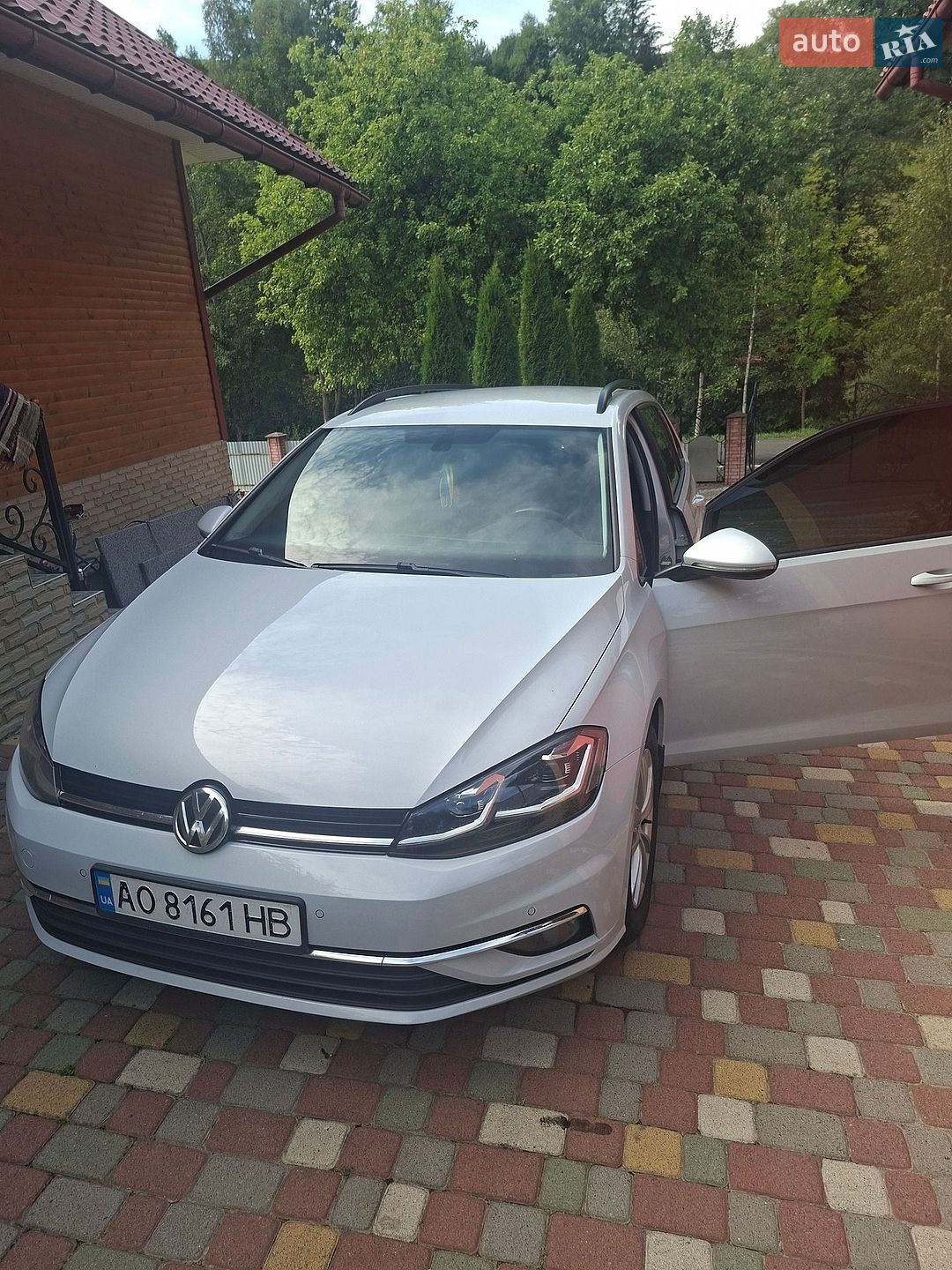 Volkswagen Golf 2017 VIN WVWZZZAUZJP525725 фото оголошення 7 з 10