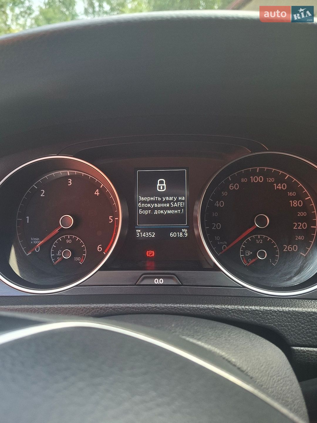 Volkswagen Golf 2017 VIN WVWZZZAUZJP525725 фото оголошення 9 з 10