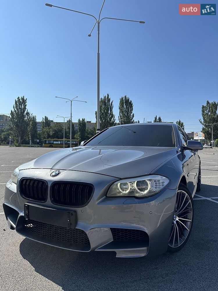 BMW 5 Series 2012 VIN WBAFR7C56DC823078 фото оголошення 3 з 9