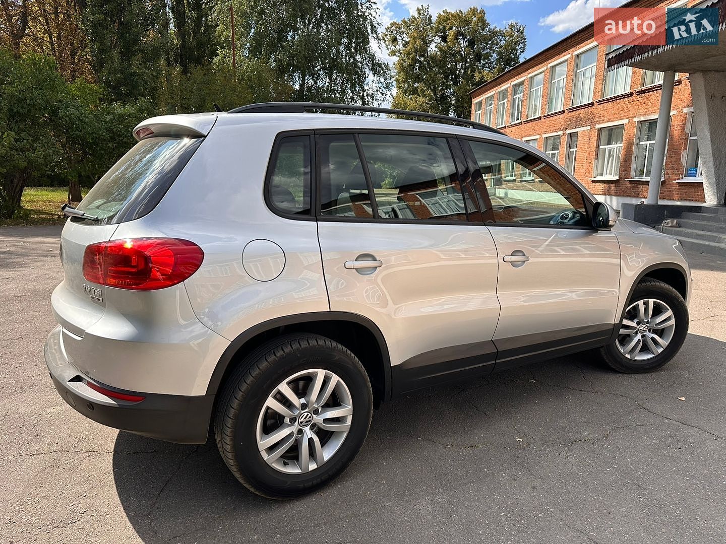 Volkswagen Tiguan 2011 VIN WVGZZZ5NZCW025882 фото оголошення 10 з 31