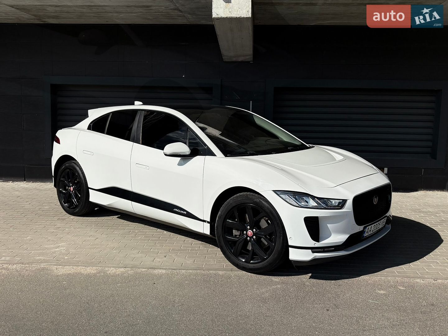 Jaguar I-Pace 2019 VIN SADHB2S1XL1F85514 фото оголошення 9 з 22
