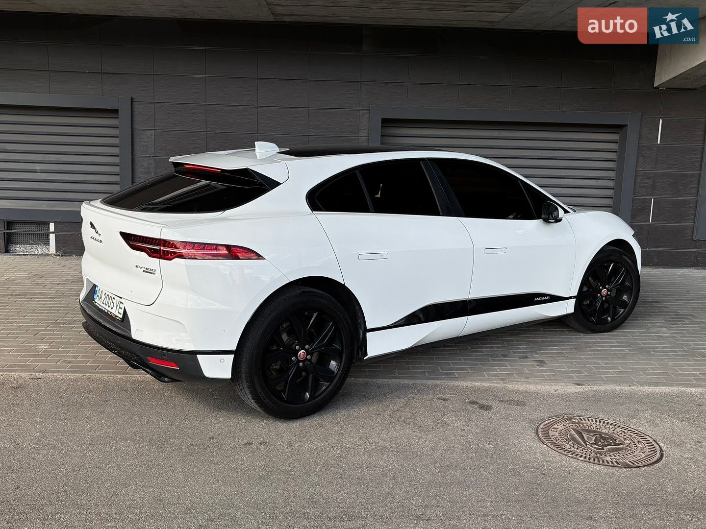 Jaguar I-Pace 2019 VIN SADHB2S1XL1F85514 фото оголошення 15 з 22