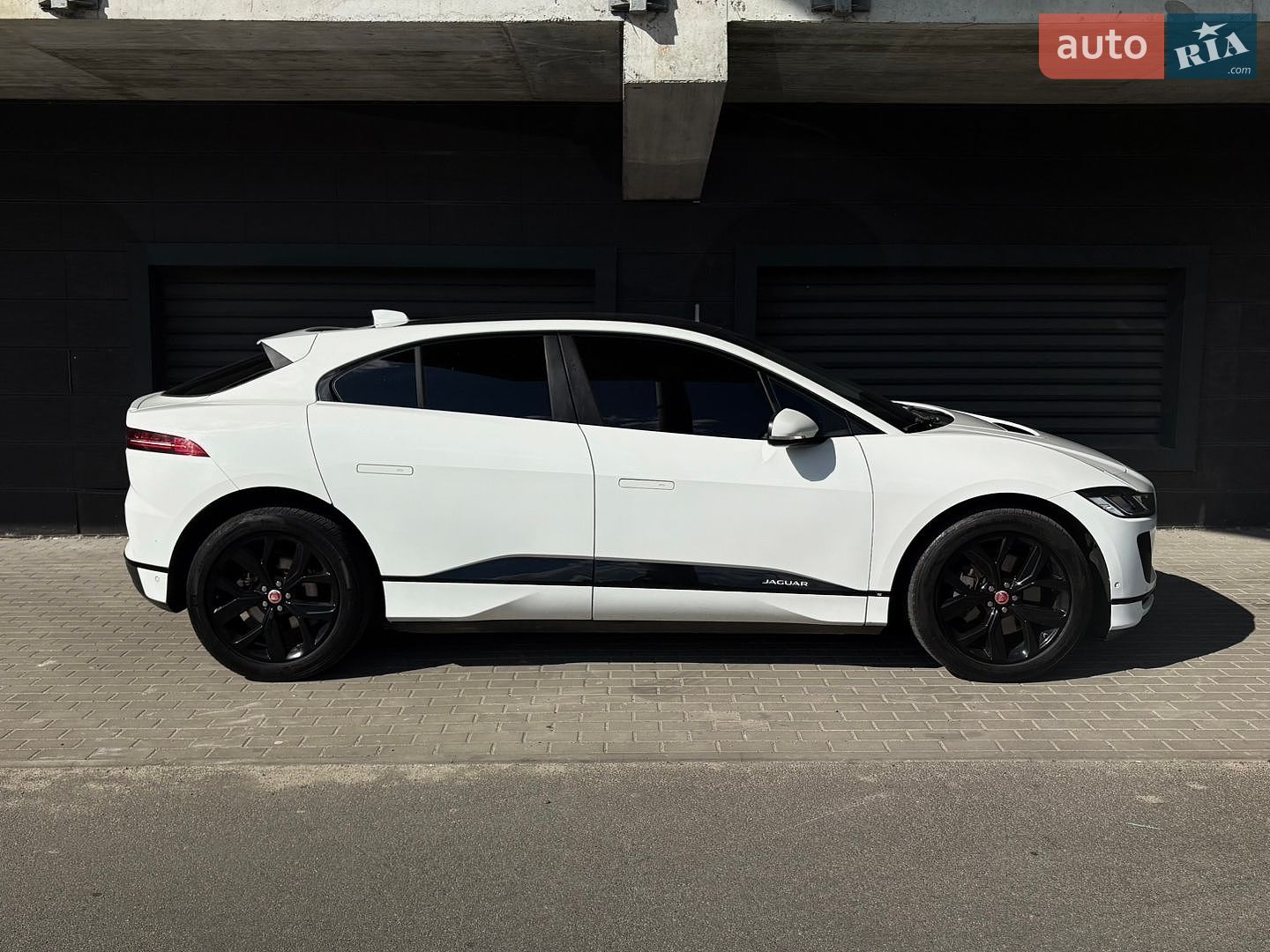 Jaguar I-Pace 2019 VIN SADHB2S1XL1F85514 фото оголошення 7 з 22