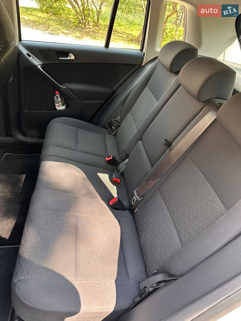 Volkswagen Tiguan 2011 VIN WVGZZZ5NZCW025882 фото оголошення 28 з 31
