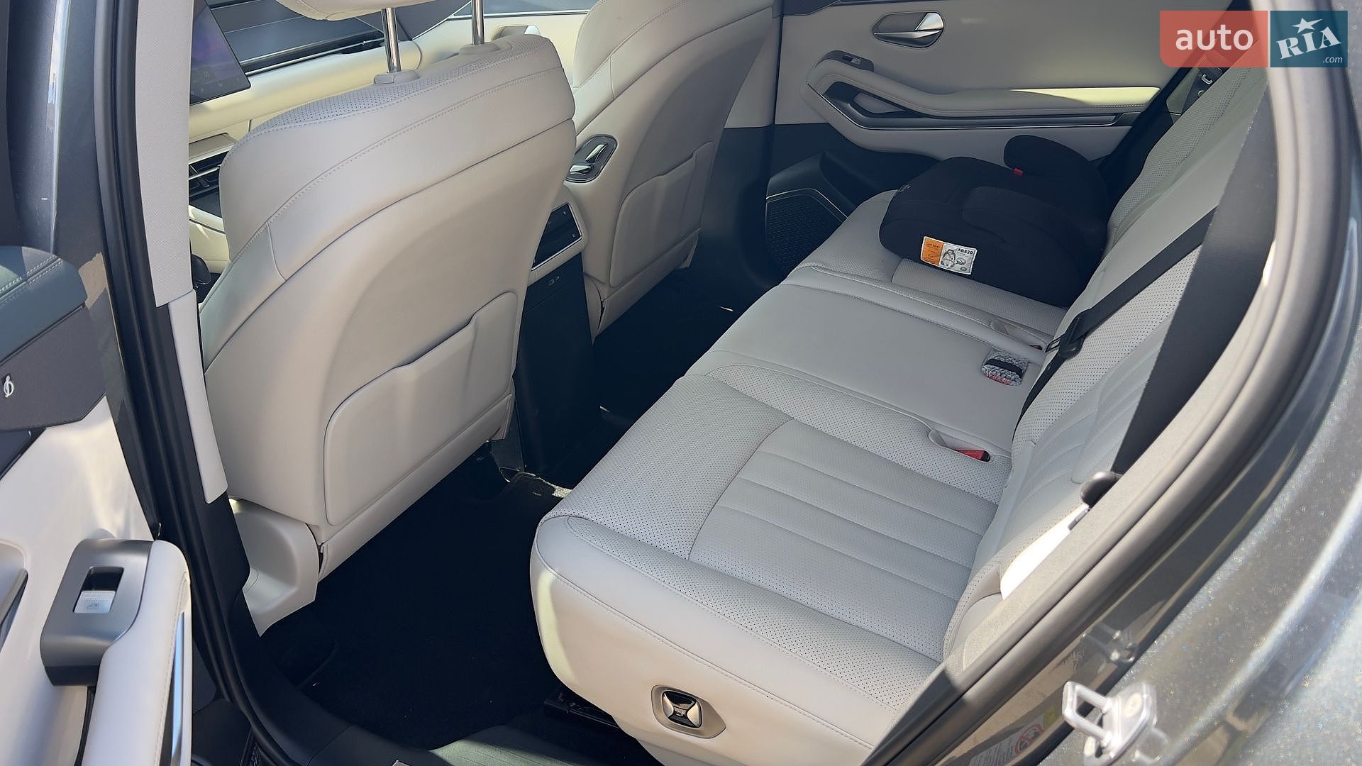 BYD Tang L 2025 VIN LGXCH4CDXS0444620 фото оголошення 12 з 27