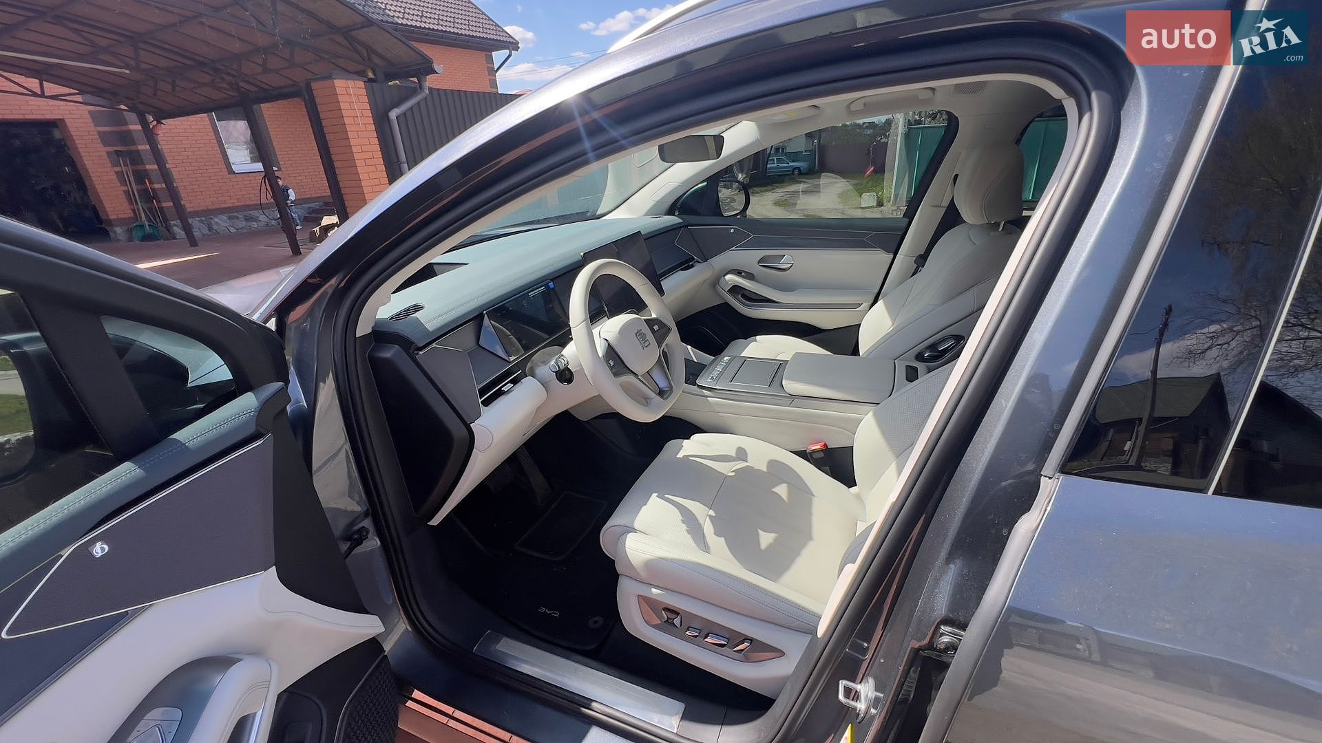 BYD Tang L 2025 VIN LGXCH4CDXS0444620 фото оголошення 18 з 27