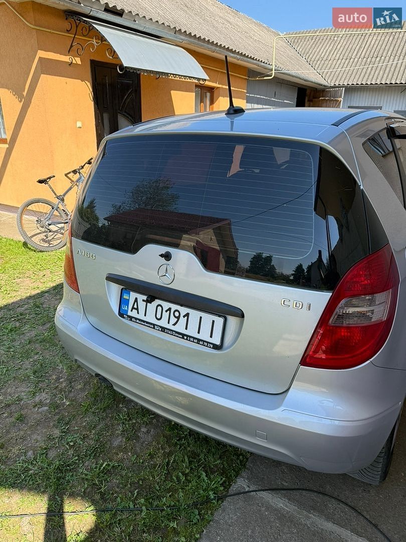 Mercedes-Benz A-Class 2010 VIN WDD1690071J843253 фото оголошення 4 з 12