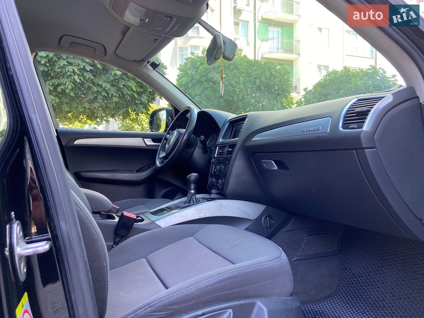 Audi Q5 2009 VIN WAUZZZ8R79A033537 фото оголошення 14 з 16