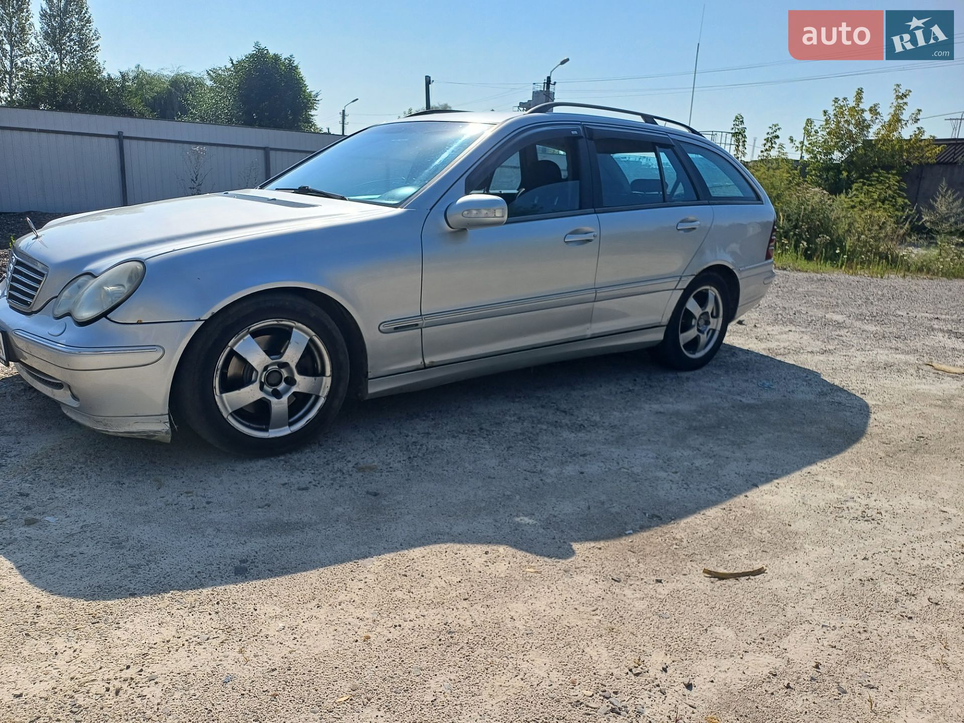 Mercedes-Benz C-Class 2003 VIN WDB2032161F427667 фото оголошення 2 з 11