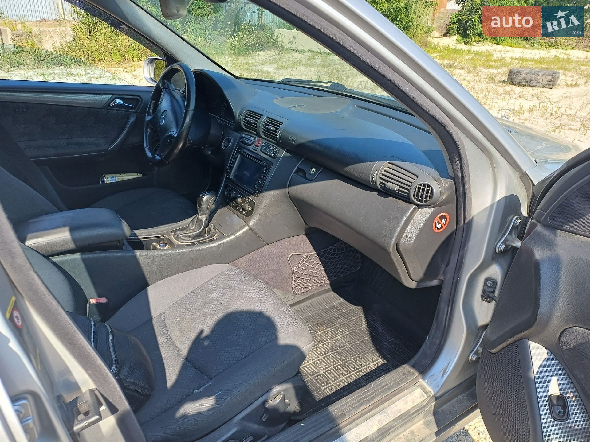 Mercedes-Benz C-Class 2003 VIN WDB2032161F427667 фото оголошення 9 з 11