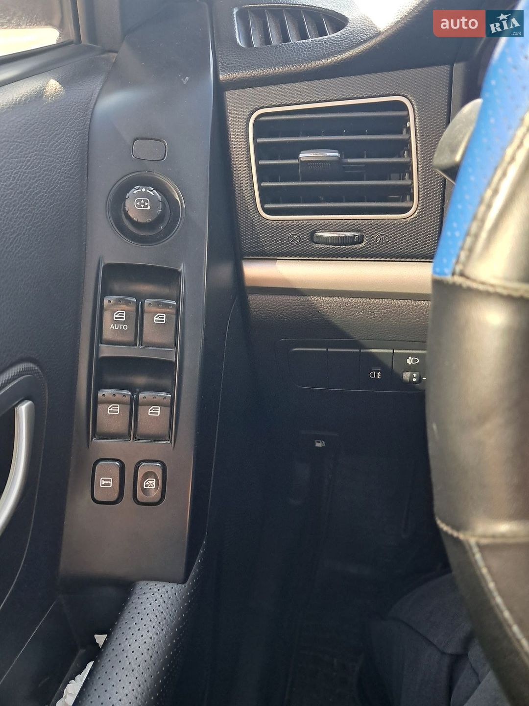 Ssangyong Korando 2011 VIN Y7WCKSM21B0008543 фото оголошення 11 з 12