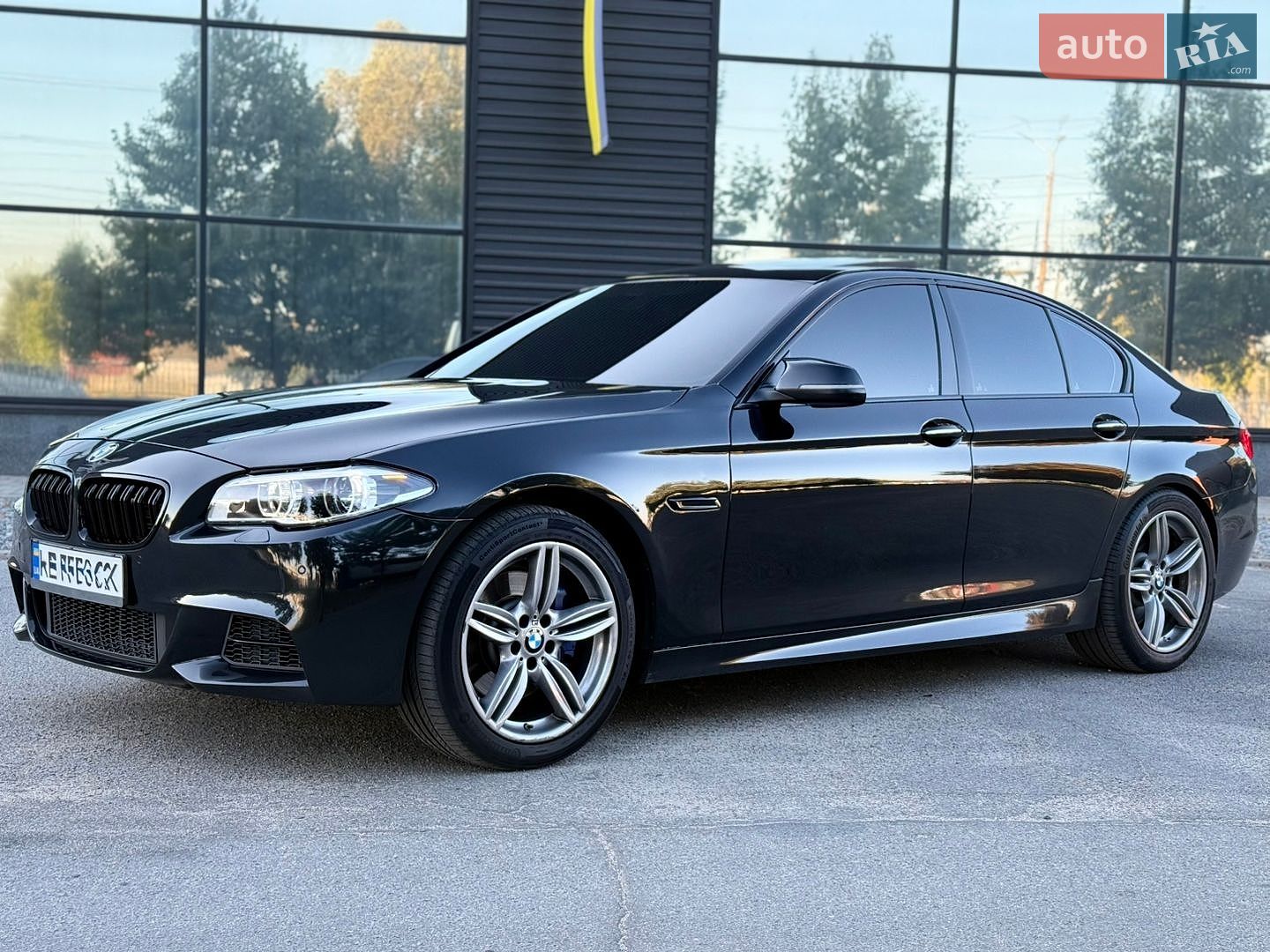 BMW 5 Series 2013 VIN WBA5B3C50ED533973 фото оголошення 5 з 49