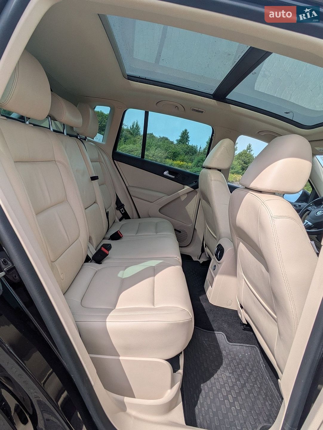 Volkswagen Tiguan 2015 VIN WVGAV7AX0GW543572 фото оголошення 26 з 31