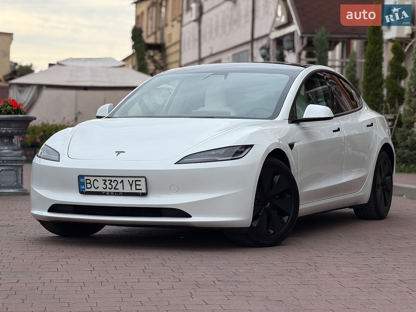 Tesla Model 3 2025 VIN 5YJ3E1EA2SF069895 фото оголошення 7 з 59
