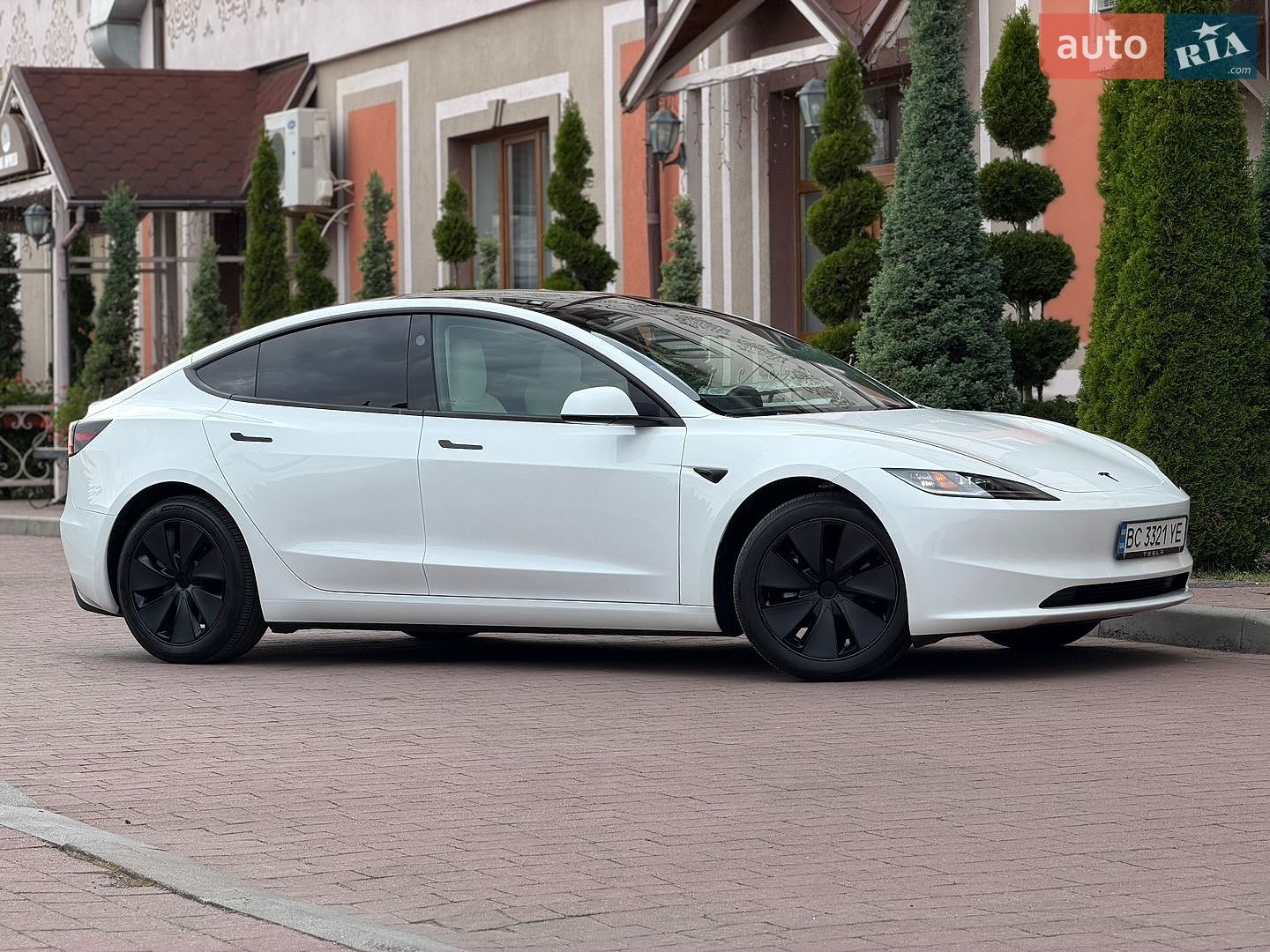 Tesla Model 3 2025 VIN 5YJ3E1EA2SF069895 фото оголошення 21 з 59