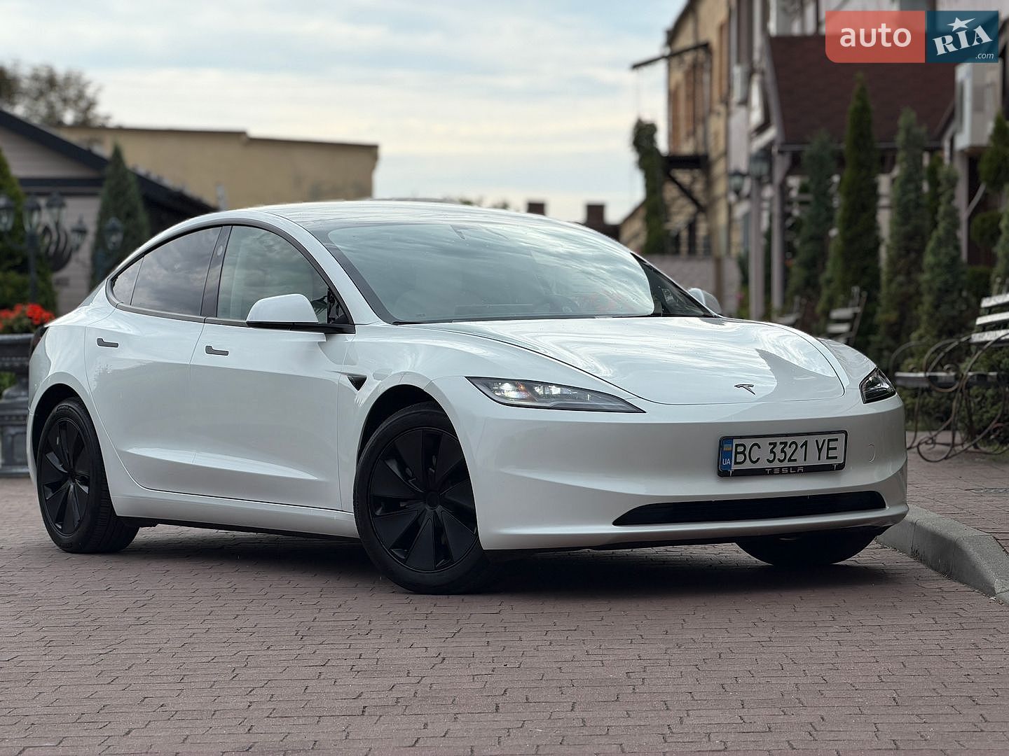 Tesla Model 3 2025 VIN 5YJ3E1EA2SF069895 фото оголошення 23 з 59