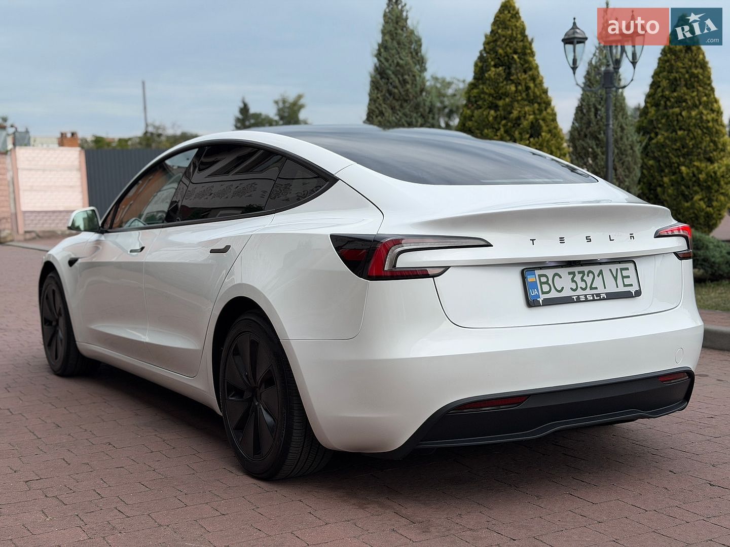 Tesla Model 3 2025 VIN 5YJ3E1EA2SF069895 фото оголошення 27 з 59