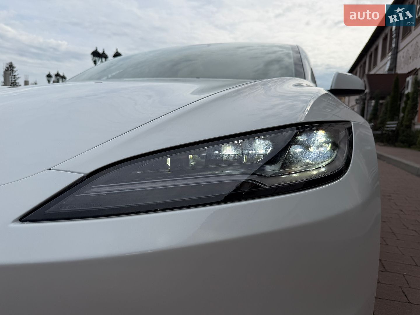 Tesla Model 3 2025 VIN 5YJ3E1EA2SF069895 фото оголошення 29 з 59