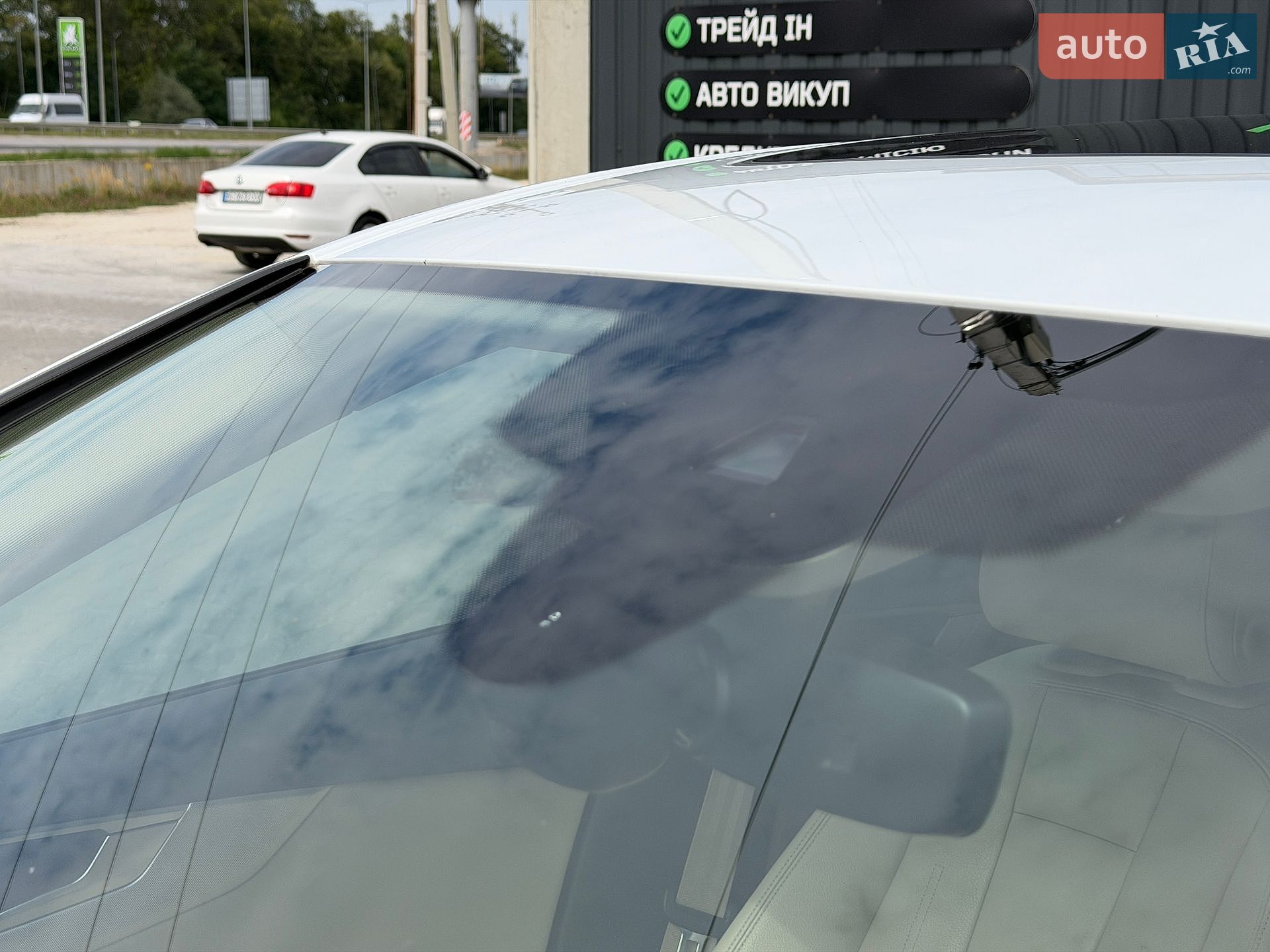 Audi A4 2016 VIN WAUGNAF4XHN010918 фото оголошення 17 з 47
