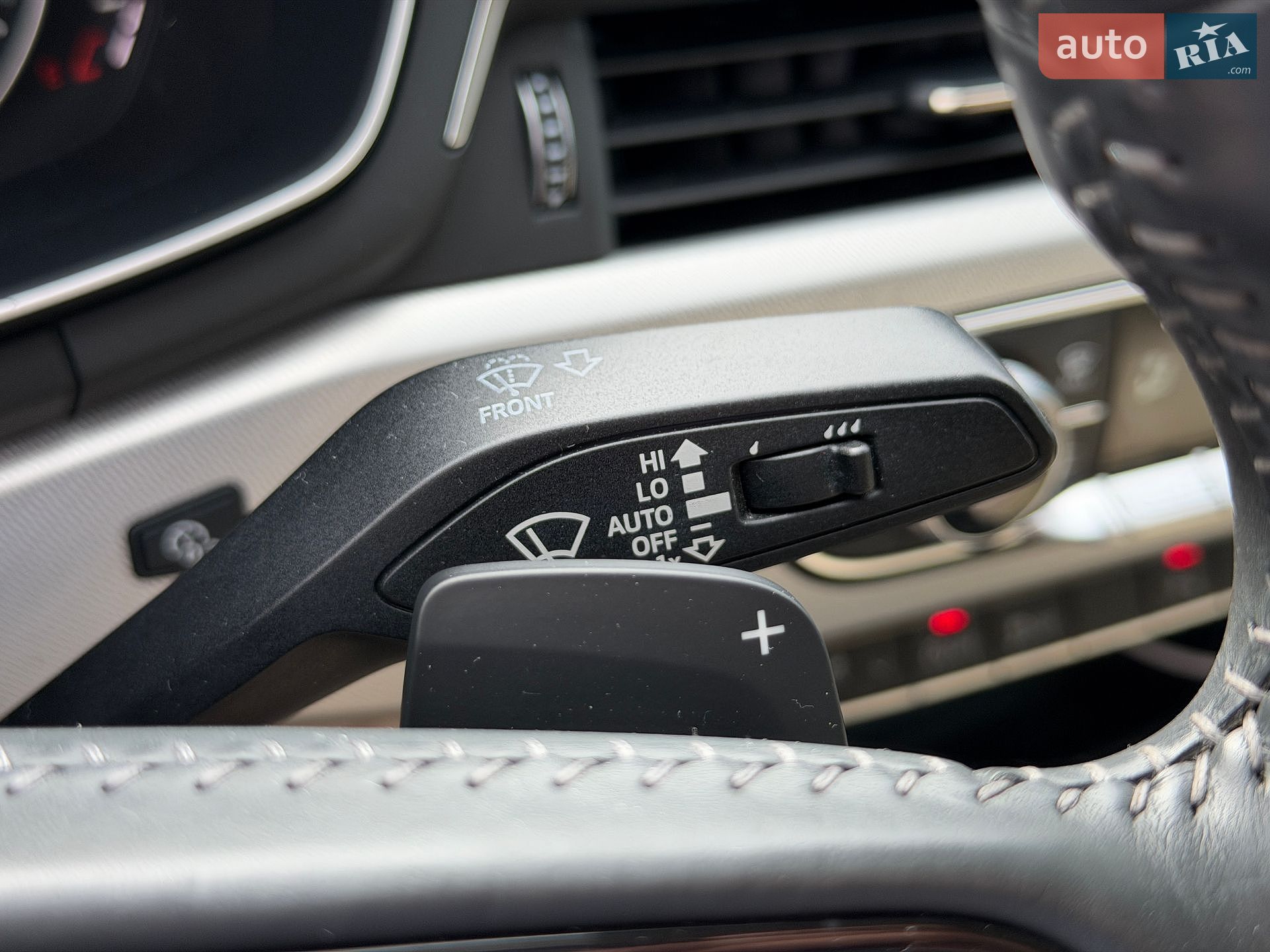 Audi A4 2016 VIN WAUGNAF4XHN010918 фото оголошення 31 з 47
